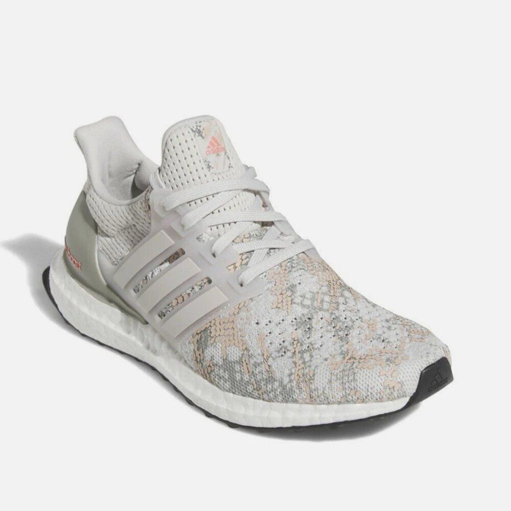 Mint Condition Adidas Ultraboost 1.0 Snakeskin Light Gray ID 4372 2023 9 US 41.3
